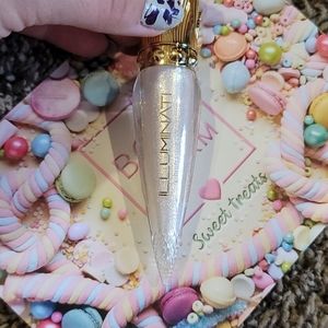 Illuminati lippie 5/$25